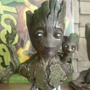 Figurines peintes a la main